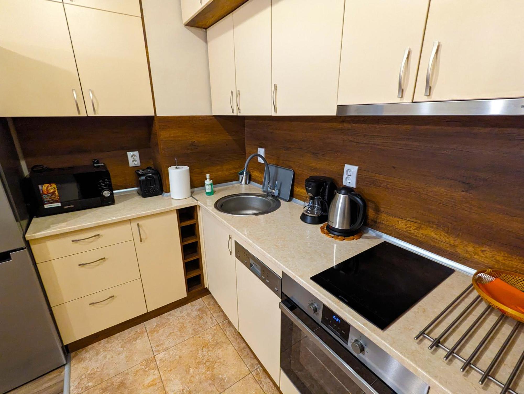 Business And Leisure Apartments In Mladost 2 With Free Garage Sofia Ngoại thất bức ảnh