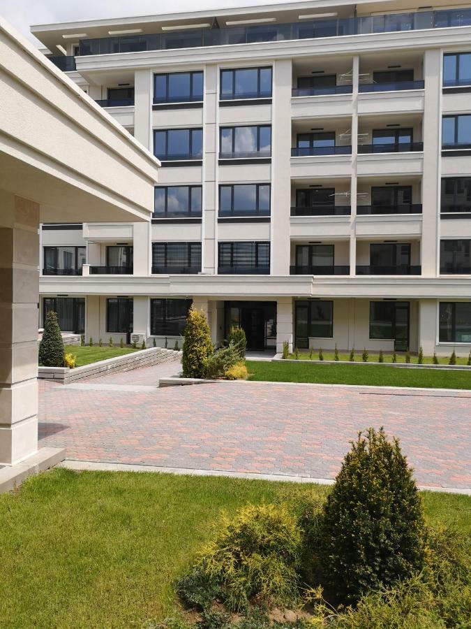 Business And Leisure Apartments In Mladost 2 With Free Garage Sofia Ngoại thất bức ảnh